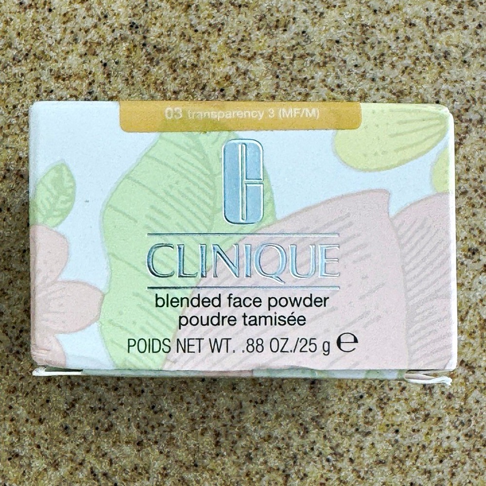 Clinique Blended Face Powder 03 Transparency 3 0.88oz Loose, Oil-Free New in box